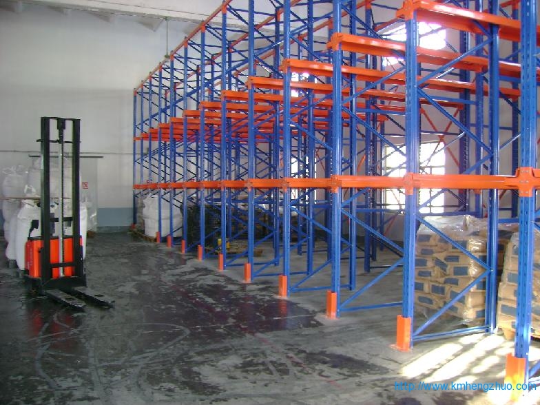 HZ-798型通廊式貨架 通廊式倉庫貨架應用案例
