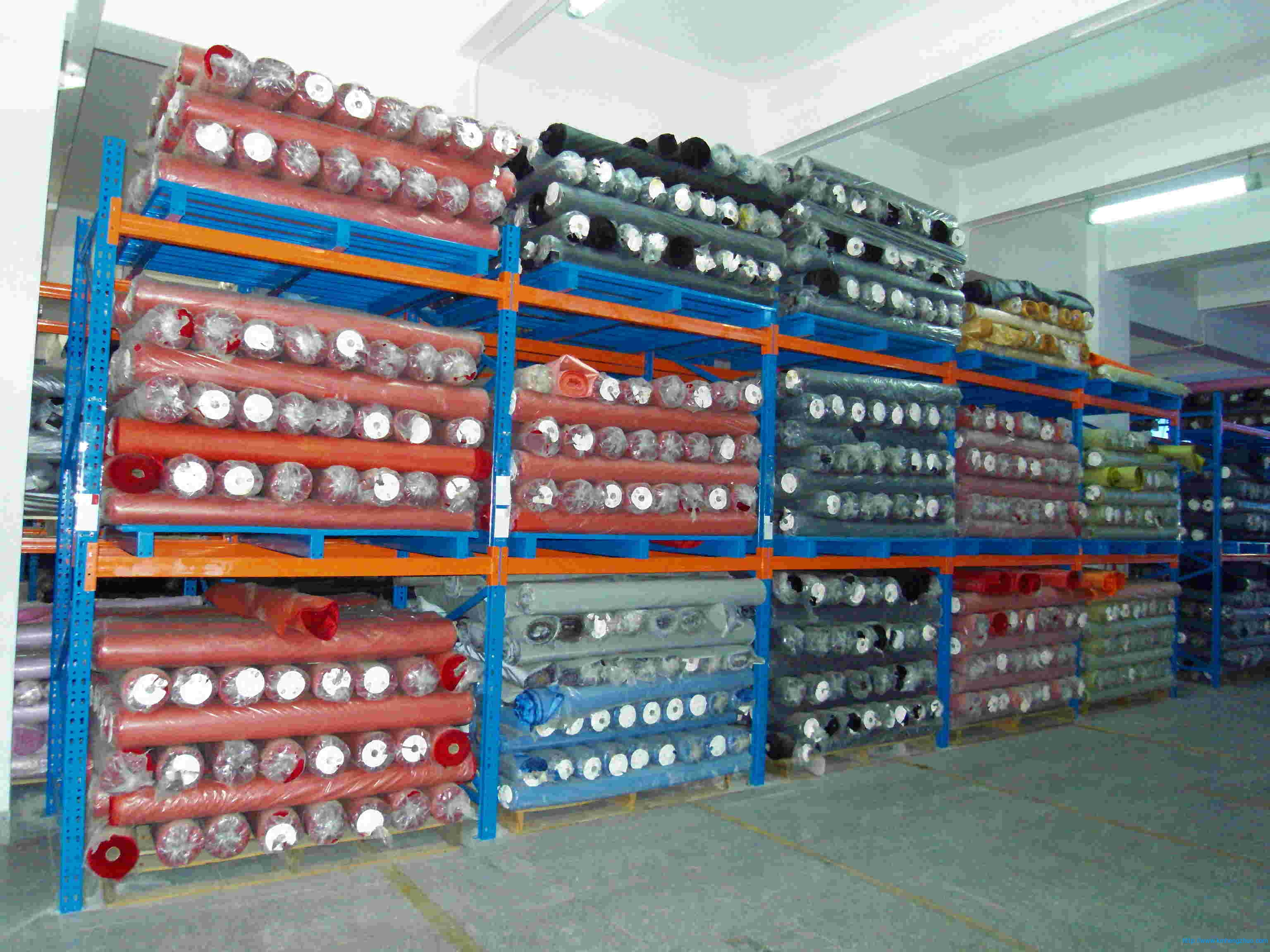 HZ-790型橫梁式貨架 重型高層倉庫貨架應(yīng)用案例 HZ-790型橫梁式貨架 重型高層倉庫貨架應(yīng)用案例